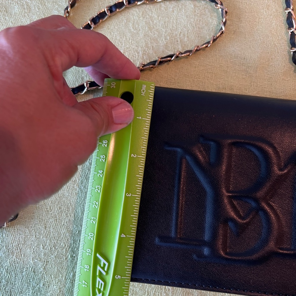 Badgley Mischka black Leather crossbody bag - Picture 5 of 13
